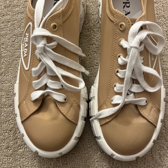 Platform sneakers - Picture 10 of 12